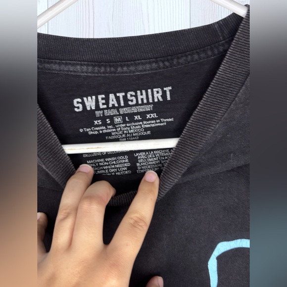 EARL SWEATSHIRT Men’s Black Long Sleeve Multicolor Graphic Tee - Picture 8 of 11